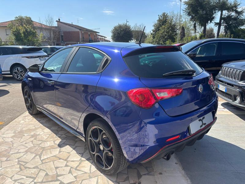 Alfa Romeo Giulietta 1.6 jtdm "Sport " Led - Bose - Navi - Pdc - 3