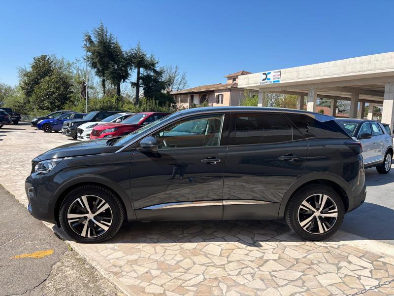 Peugeot 3008 1.5. BlueHdi Allure  "Navi - Led - F1 - Cerchi18 - Misto pelle" 2