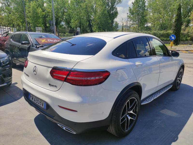 Mercedes-Benz GLC 220 4Matic Coupé Premium AMG 10