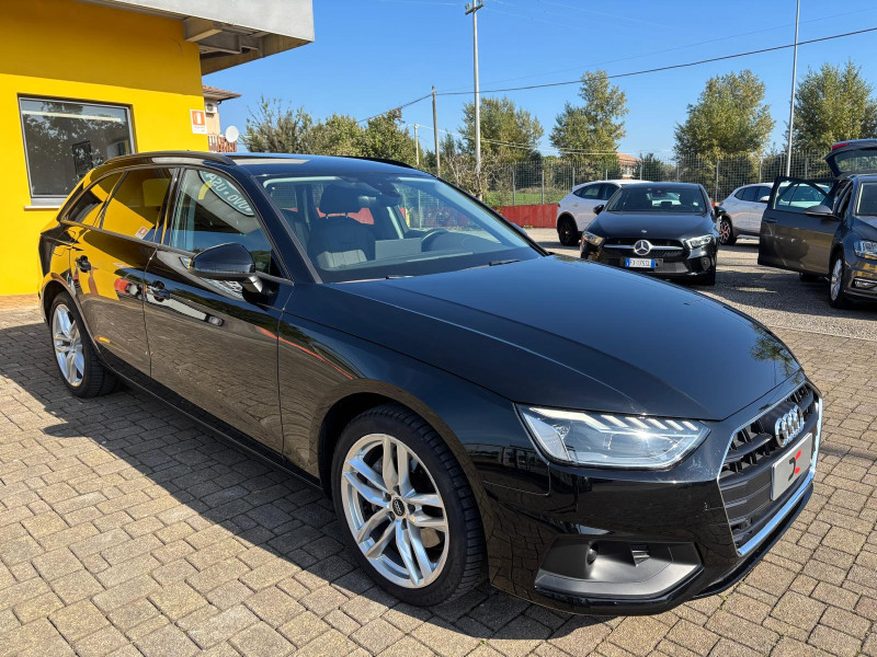 Audi A4 Avant 40 2.0 Tdi 190cv S-Tronic Modello Restyling 7