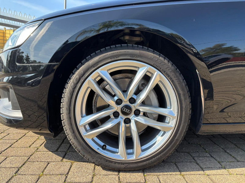 Audi A4 Avant 40 2.0 Tdi 190cv S-Tronic Modello Restyling 19