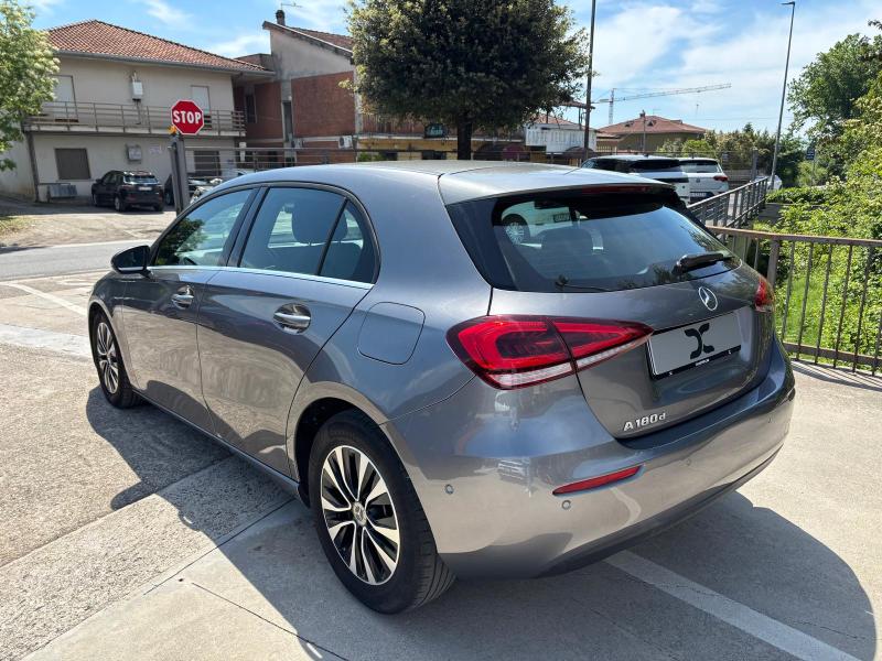 Mercedes-Benz A 180 d Business Cambio F1 - Led - Pdc - Retrocamera 4