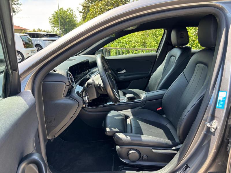 Mercedes-Benz A 180 d Business Cambio F1 - Led - Pdc - Retrocamera 12