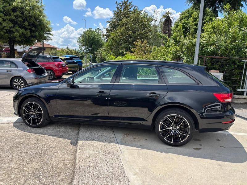 Audi A4 Avant 2.0 Tdi 150cv S-tronic "Navi - Cerchi 18 - Full Led - Climatrizona" 3