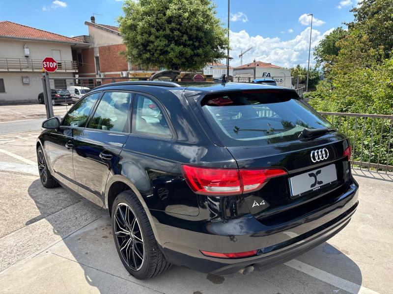 Audi A4 Avant 2.0 Tdi 150cv S-tronic "Navi - Cerchi 18 - Full Led - Climatrizona" 4