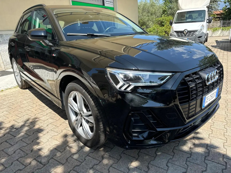 Audi Q3 1