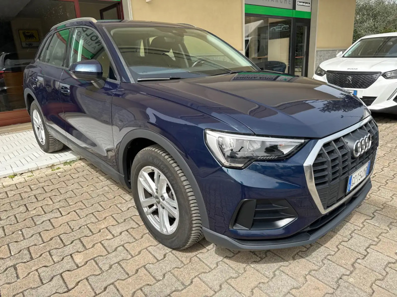 Audi Q3 1