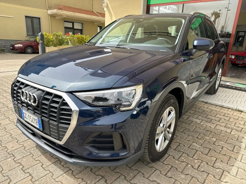 Audi Q3 9