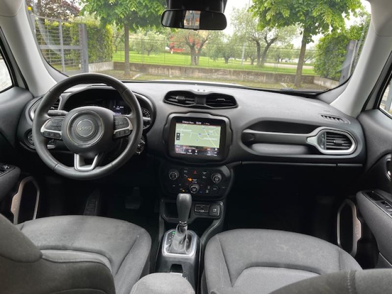 Jeep Renegade 9