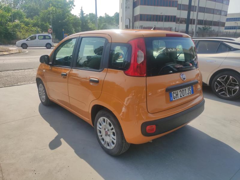 Fiat Panda 1.0 firefly hybrid 11