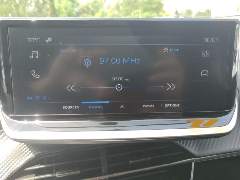 Peugeot 208 1.2 hybrid Style 110cv e-dcs 6 3