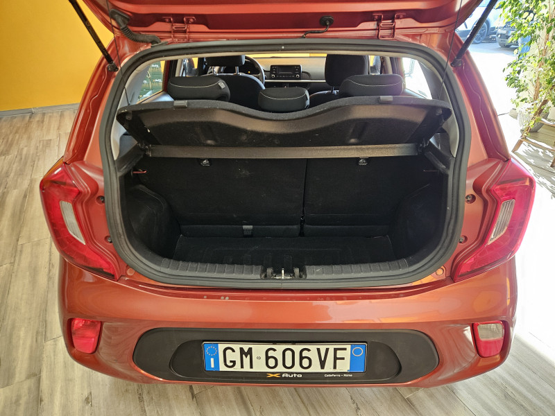 Kia Picanto 1.0 dpi Urban 6