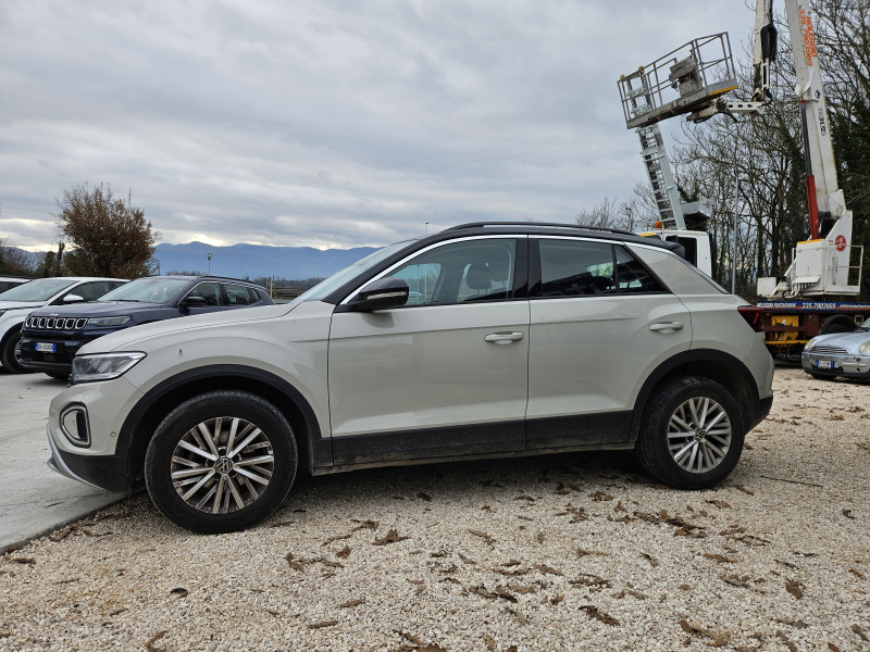 Volkswagen T-Roc 1.0 tsi Life 3