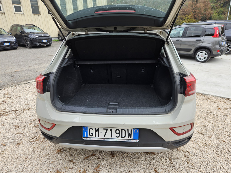 Volkswagen T-Roc 1.0 tsi Life 7