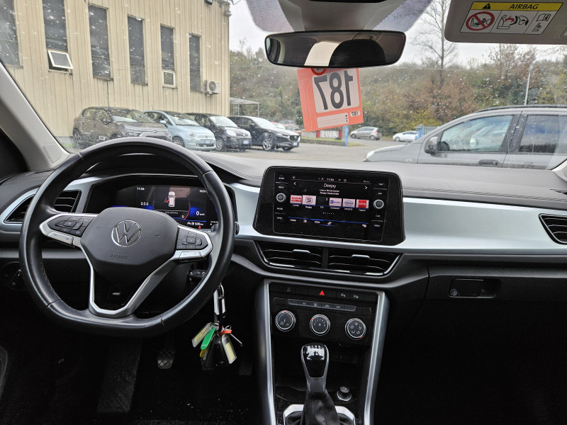 Volkswagen T-Roc 1.0 tsi Life 2