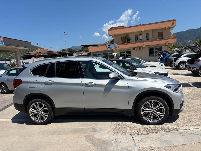 BMW X1 sdrive18d Sport Led - Navi - Cerchi 18 - Pelle - 6