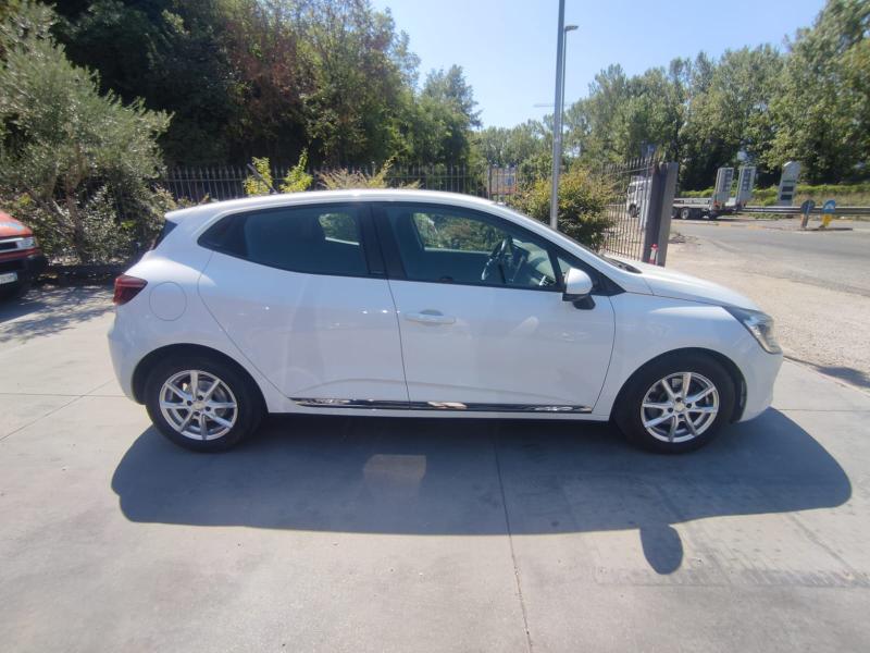 Renault Clio V 2019 1.6 E-Tech hybrid Zen 140cv auto my21 5
