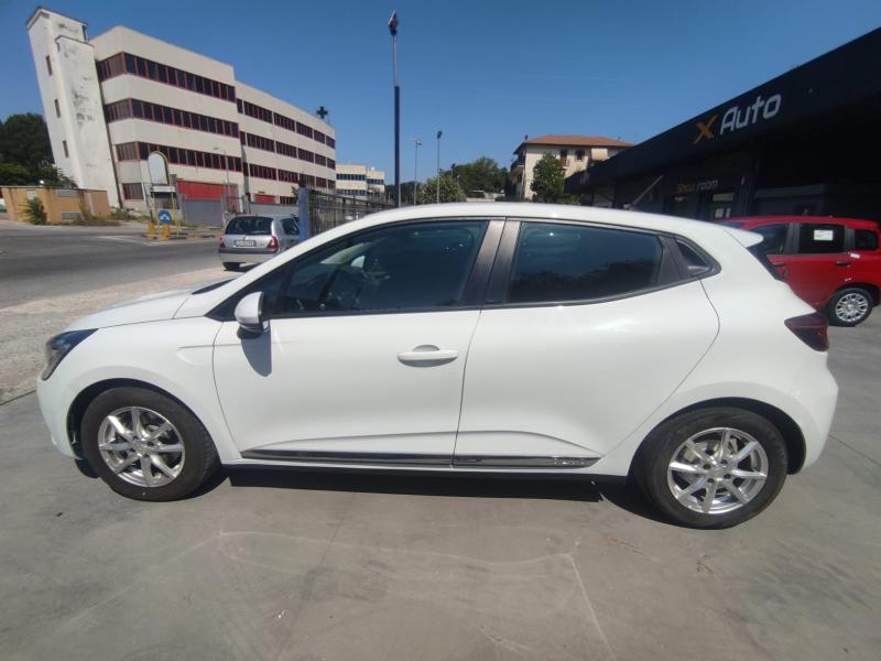 Renault Clio V 2019 1.6 E-Tech hybrid Zen 140cv auto my21 4