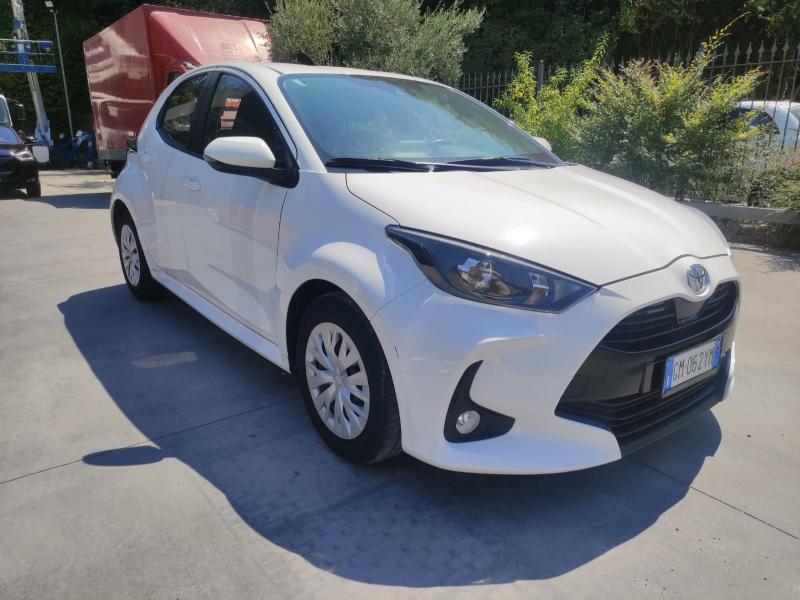 Toyota Yaris IV 1.0 Active 17