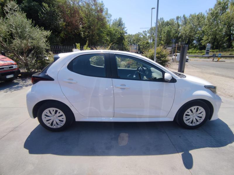 Toyota Yaris IV 1.0 Active 5