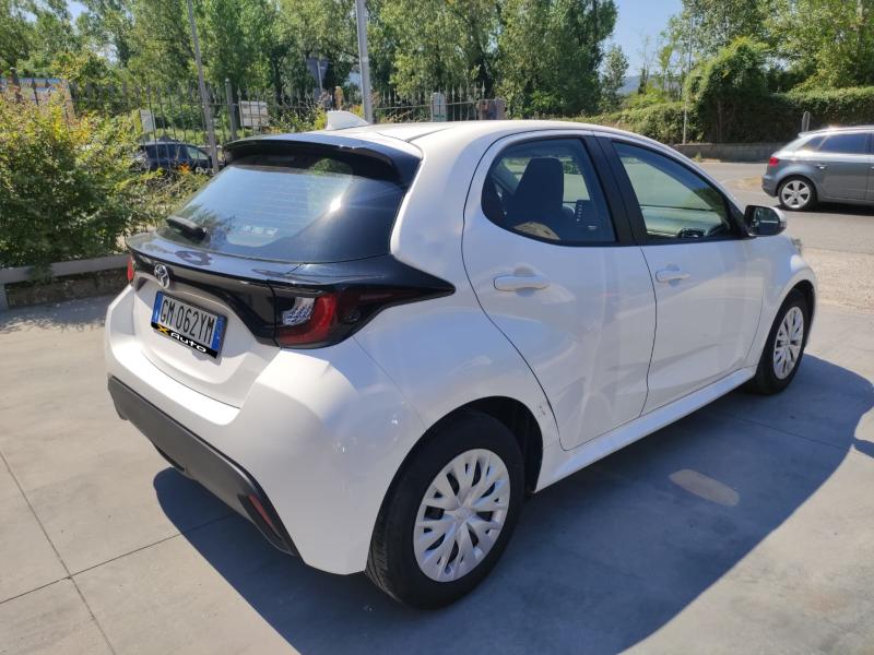 Toyota Yaris IV 1.0 Active 15