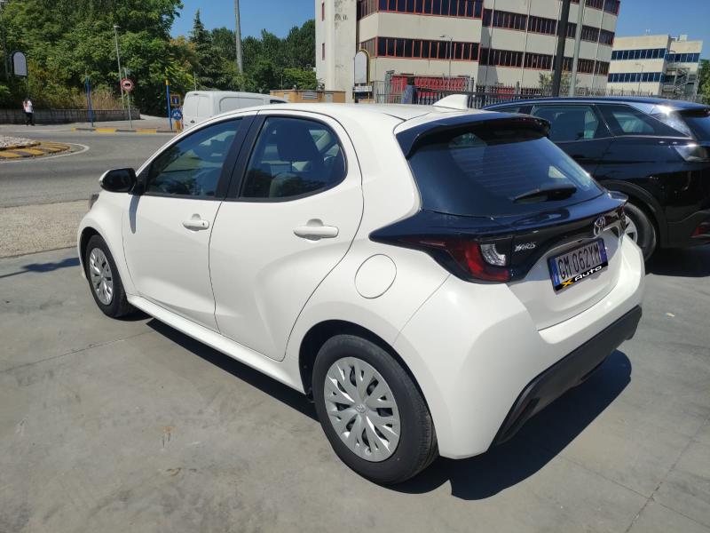 Toyota Yaris IV 1.0 Active 16