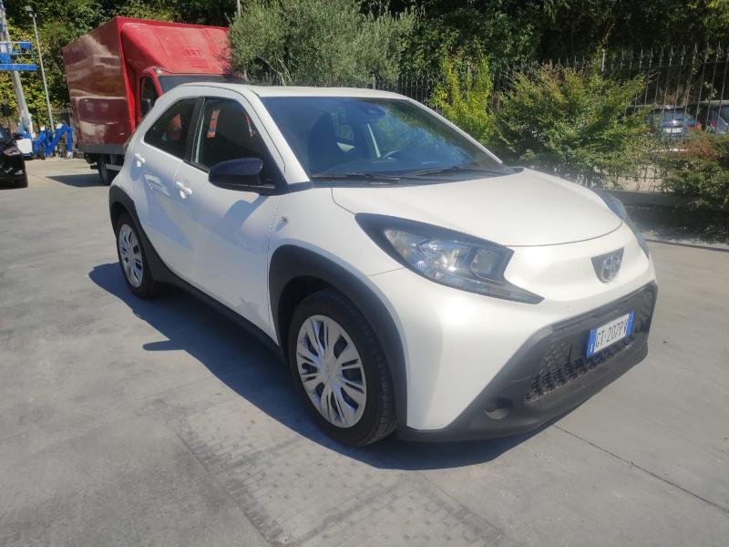 Toyota Aygo X 1.0 Active 72cv 16