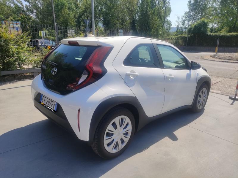Toyota Aygo X 1.0 Active 72cv 17