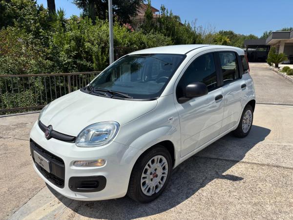 Fiat Panda 1.0. FireFLy Hybrid 