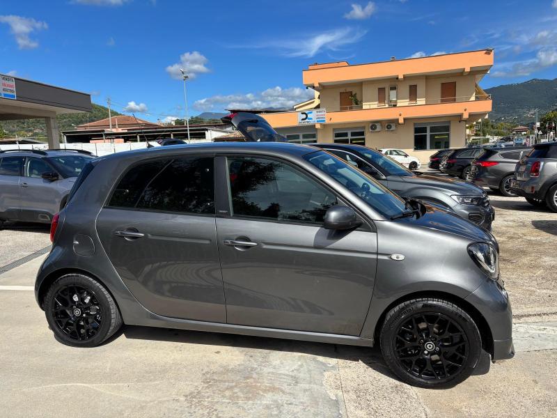 Smart ForFour 1.0 Passion Twinamic Full led - Navi - Telecamera 7