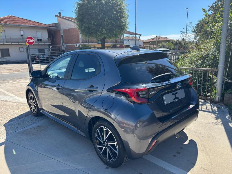 Toyota Yaris 1.5 Hybrid Full led - Retrocamera - Vetri privacy 3