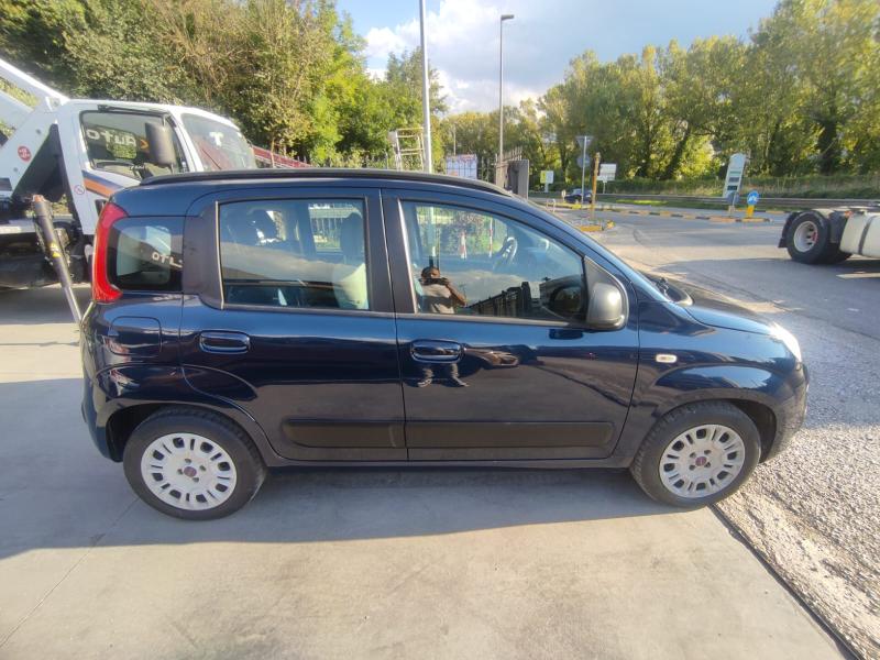 Fiat Panda III 1.2 Lounge 69cv 3