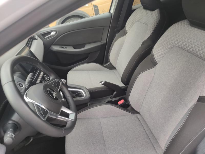 Mitsubishi Colt 1.0L turbo 90 CV Invite 8