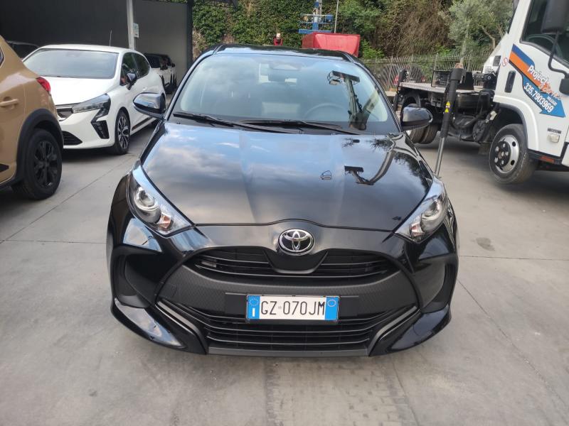 Toyota Yaris IV 1.5h Active 5 Porte 18