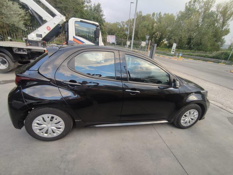 Toyota Yaris IV 1.5h Active 5 Porte 5