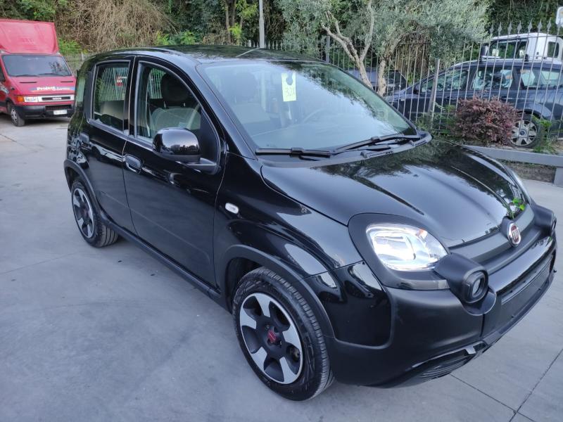 Fiat Panda Cross 1.0 HYBRID 70CV 14