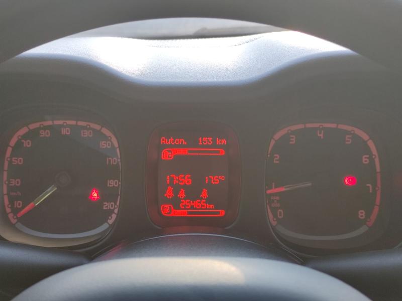 Fiat Panda Cross 1.0 HYBRID 70CV 9