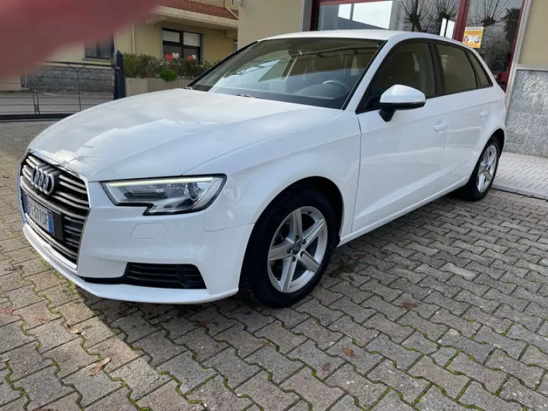 Audi A3 1