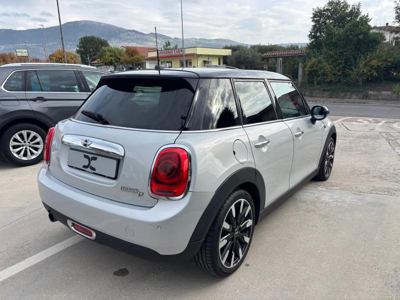 MINI Cooper D 1.5 Business auto Cerchi 17 - Pdc - Led - 6