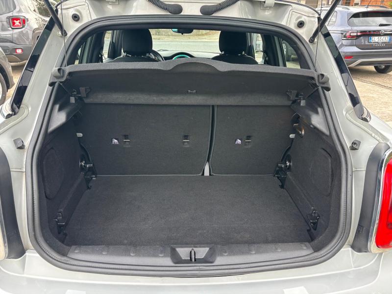 MINI Cooper D 1.5 Business auto Cerchi 17 - Pdc - Led - 15