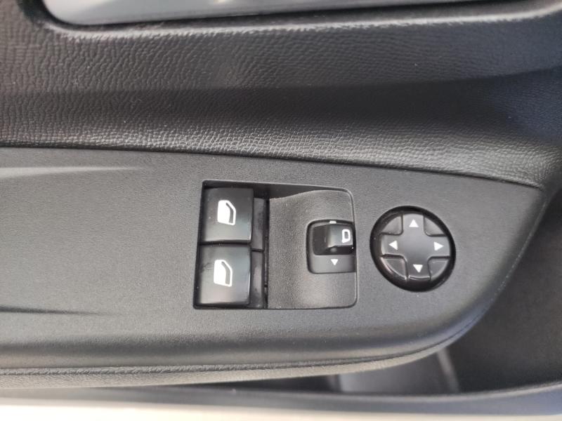 Opel Corsa VI 1.2 Elegance 16