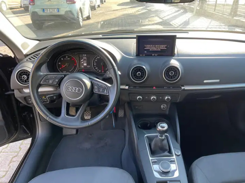 Audi A3 8