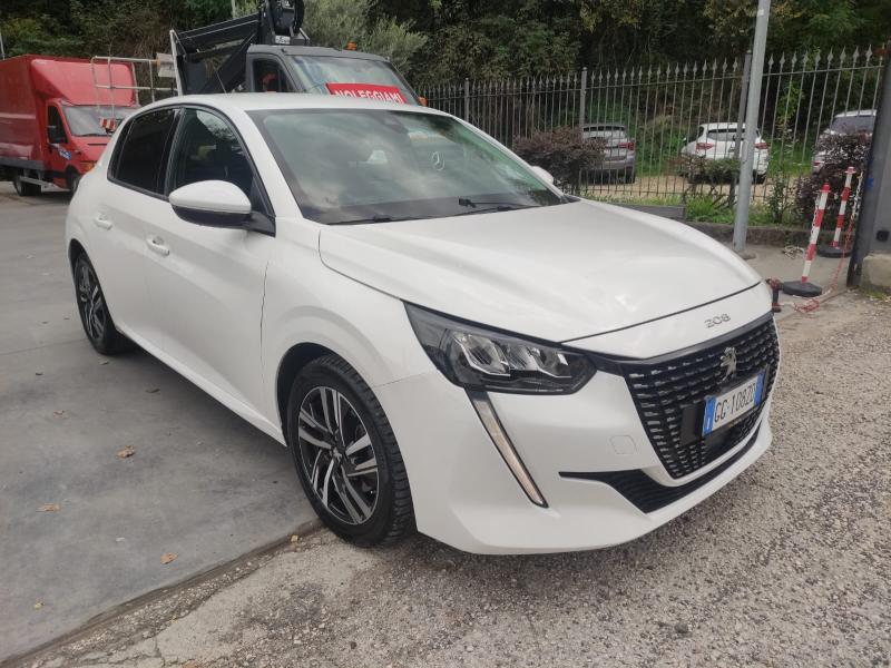 Peugeot 208 II 1.2 puretech Allure Pack 16