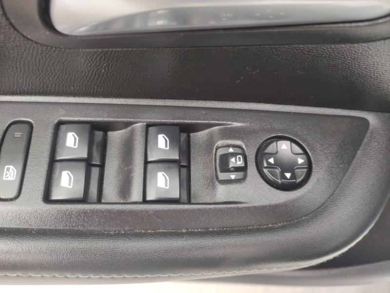 Peugeot 208 II 1.2 puretech Allure Pack 17