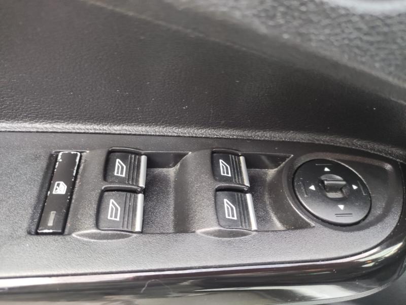 Ford B-Max 1.5 tdci Titanium 75cv 17