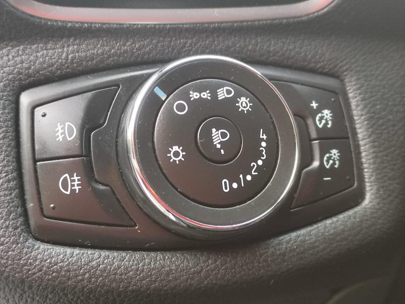 Ford B-Max 1.5 tdci Titanium 75cv 18