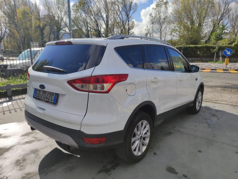 Ford Kuga II 2.0 tdci Titanium 4wd 18