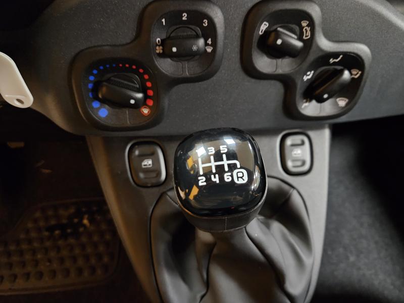 Fiat Panda III 1.0 firefly hybrid Icon 10