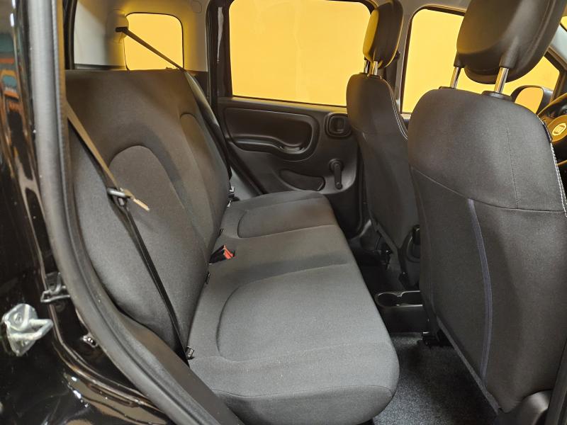 Fiat Panda III 1.0 firefly hybrid Icon 16