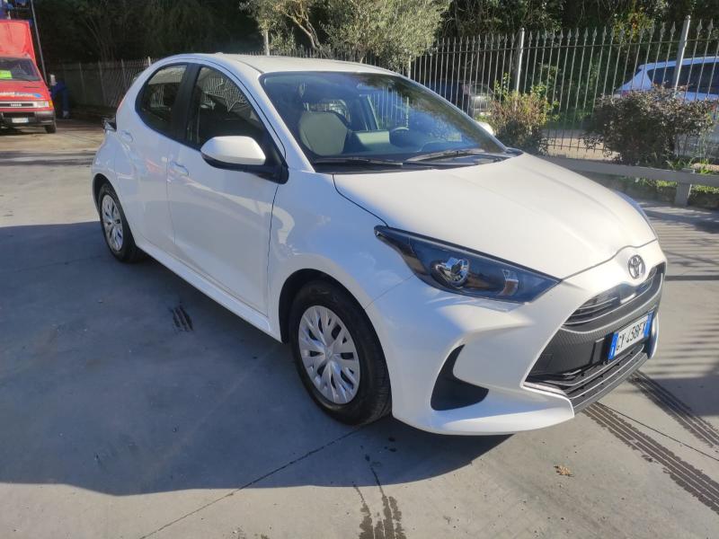 Toyota Yaris IV 1.5h Active 15
